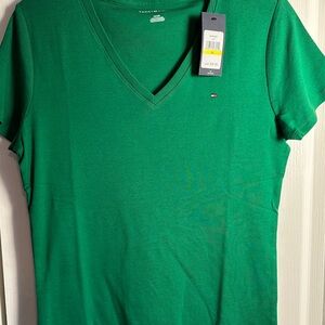 Tommy Hilfiger Women's Green V-Neck Tee